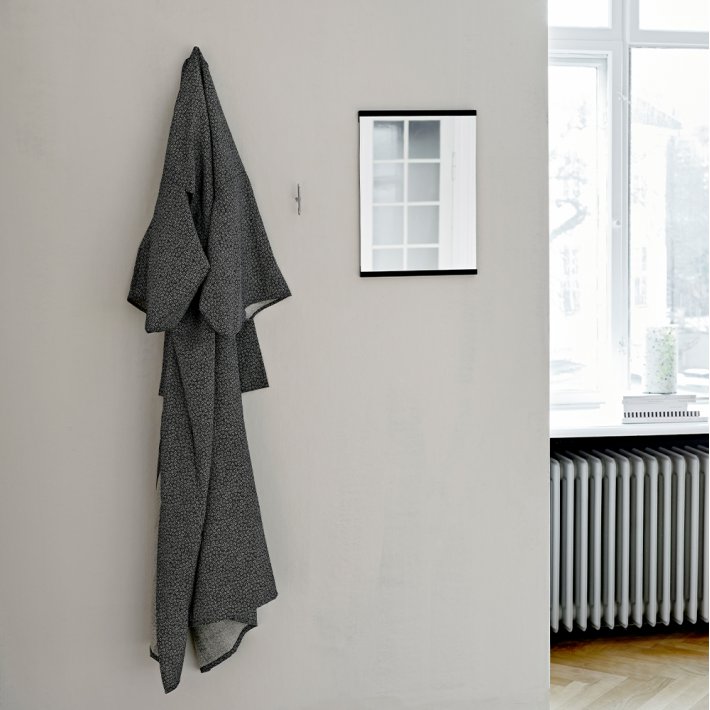 Moebe - Rectangular Wall Mirror | 30 x 40