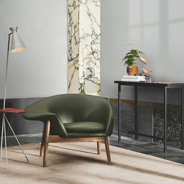 WARM NORDIC - Fried Egg | Leather | Smoked Oak