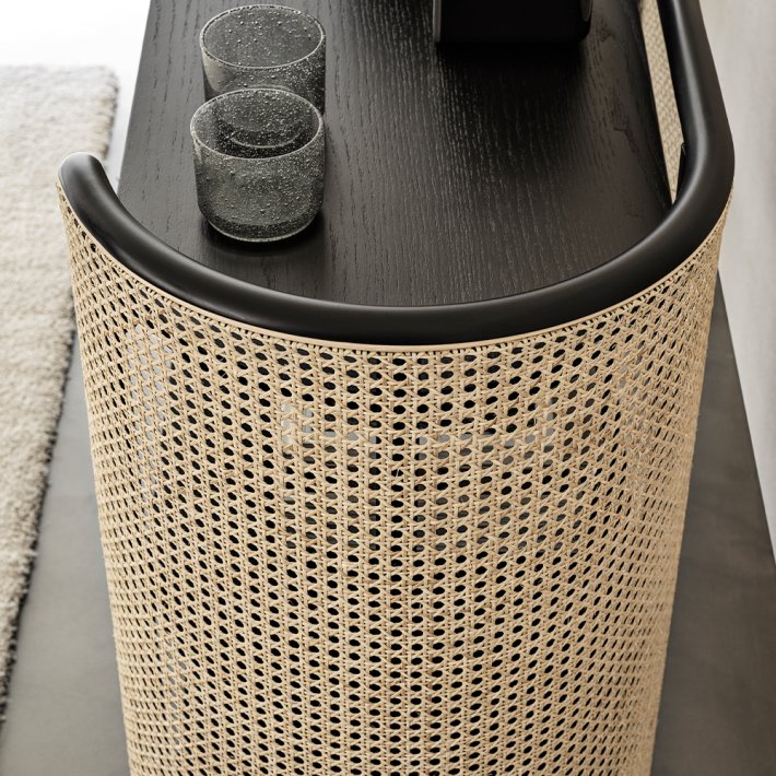 Gebr�der Thonet Vienna - MOS Console