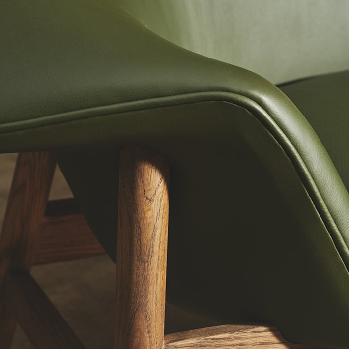 WARM NORDIC - Fried Egg | Leather | Smoked Oak