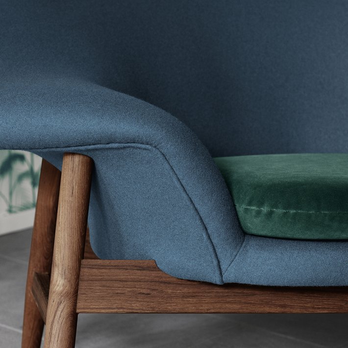 WARM NORDIC - Fried Egg | Textile I Teak Frame