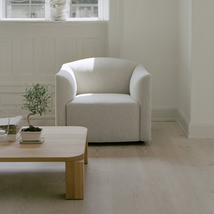 New Works - Shore Lounge Chair Extended Base | Romo Ruskin Quill