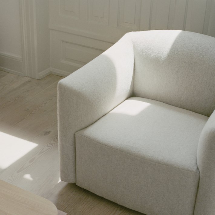 New Works - Shore Lounge Chair Extended Base | Romo Ruskin Quill