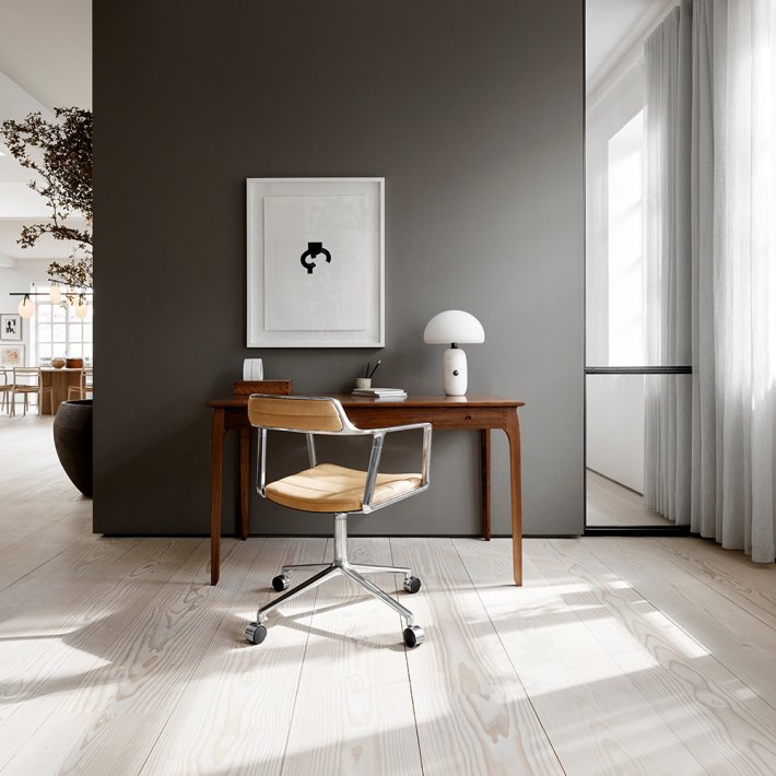 Vipp - Vipp 452 | Swivel Chair | L�der | Hjul